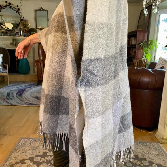 Wool Blend Part Two Grey Plaid Women's Fringe Poncho - Picture 4 of 5